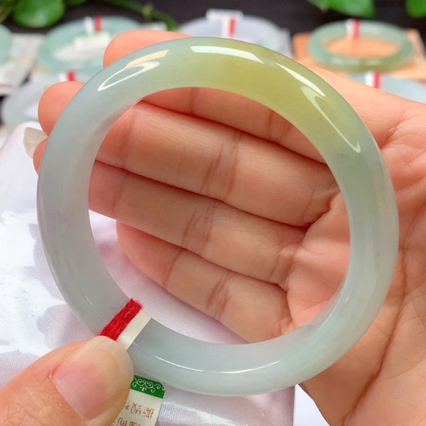 【闪购商品】翡翠手镯未镶嵌天然翡翠手镯