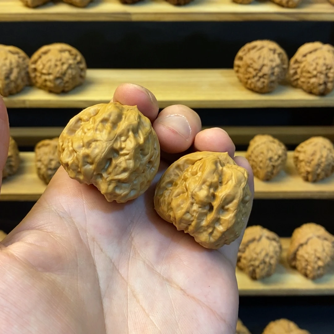 曺***博桃核吊坠蛤蟆头37.5肚子41