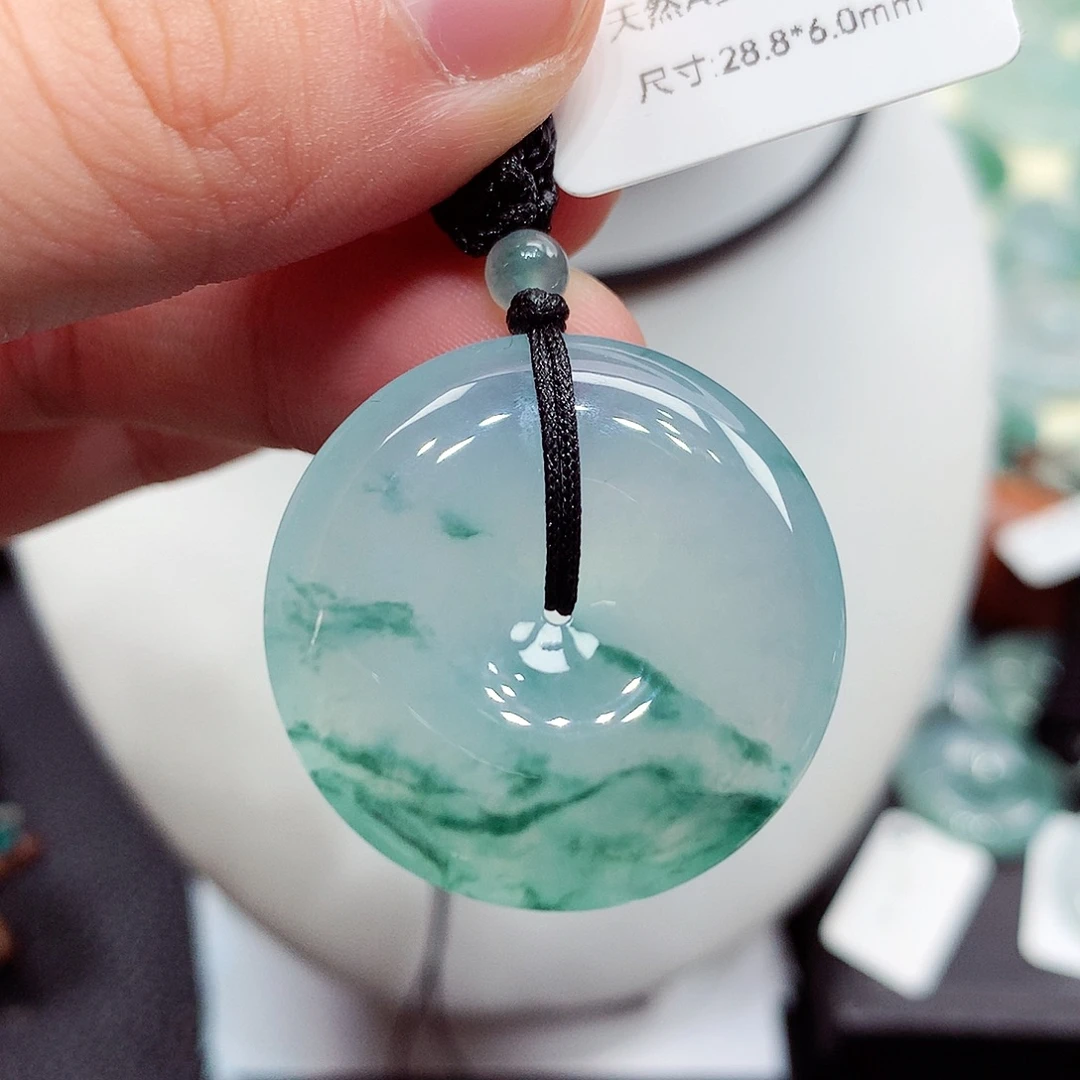 翡翠未镶嵌颈饰编号41，28.8/6.0