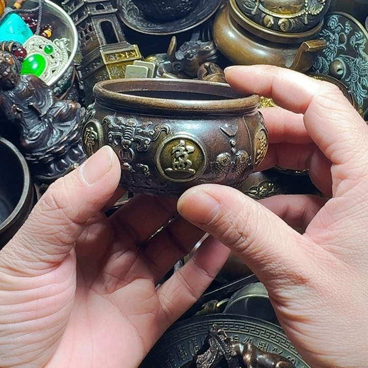 铜器摆件收收藏藏