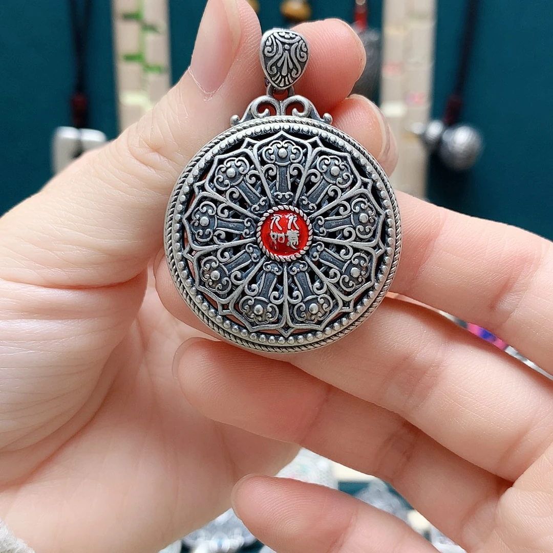 足银玻璃足银吊坠