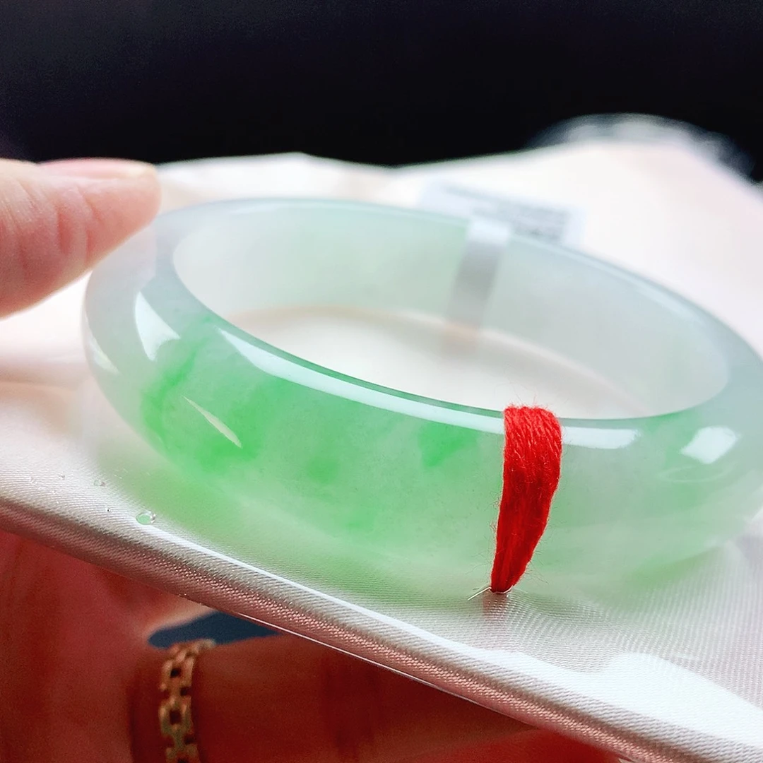 未镶嵌手镯翡翠58轮胎