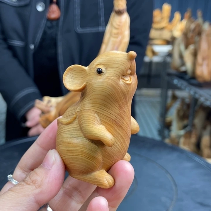 柏木（崖柏）手把件老鼠