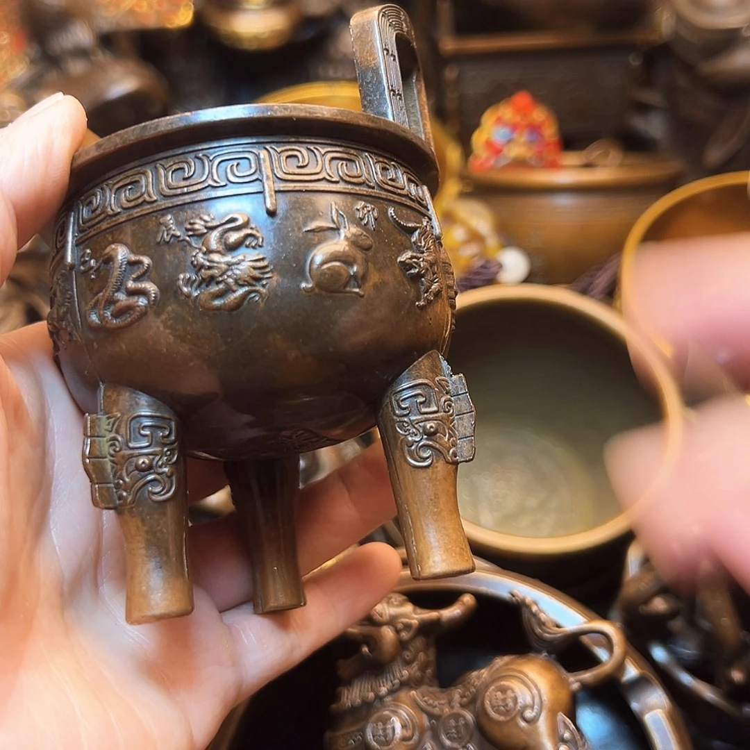 精美铜器工艺品等