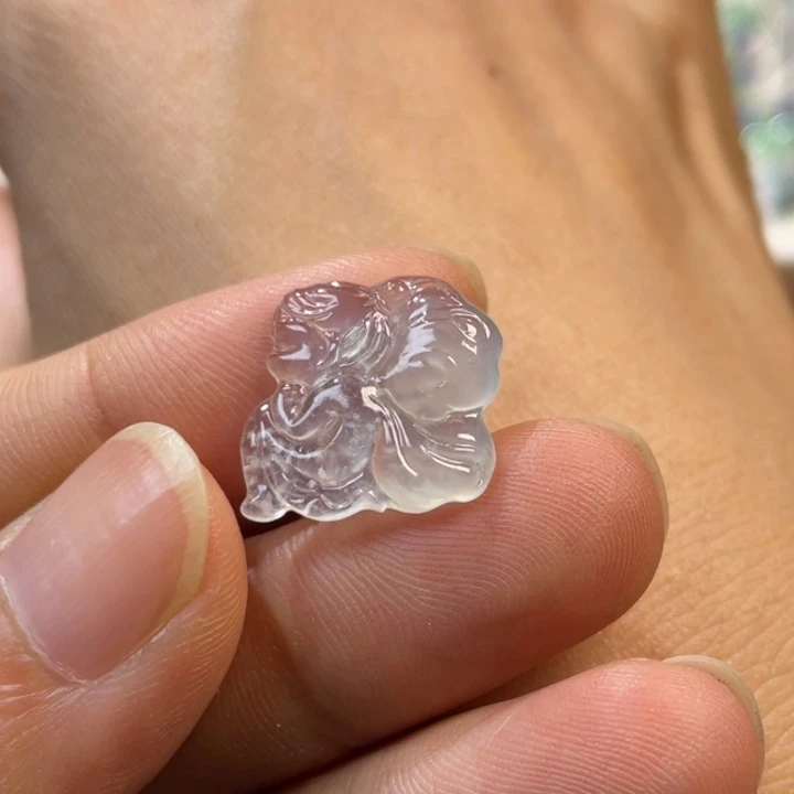 翡翠未镶嵌颈饰蝴蝶仙女015