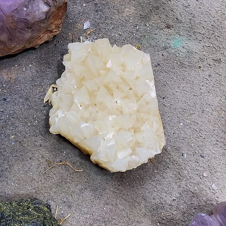 A****未镶嵌水晶珠宝半成品