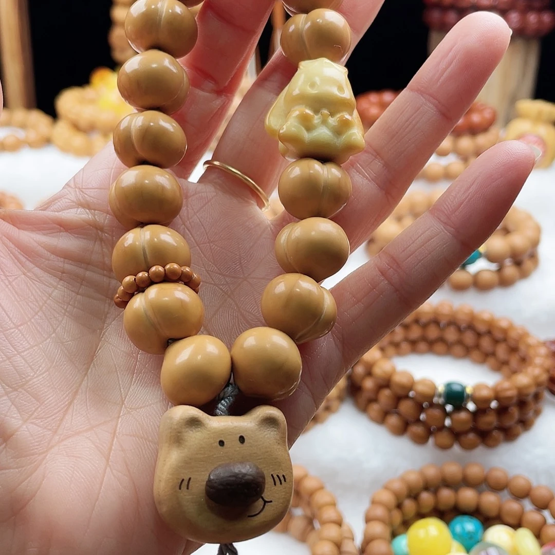 猴头核桃吊坠屁桃