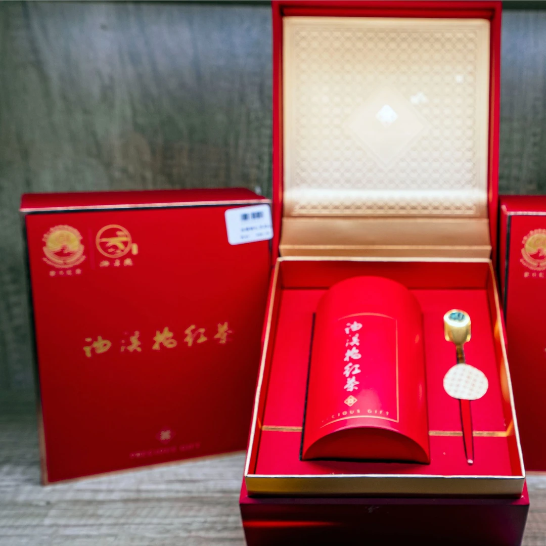 油溪桥红茶礼盒包装