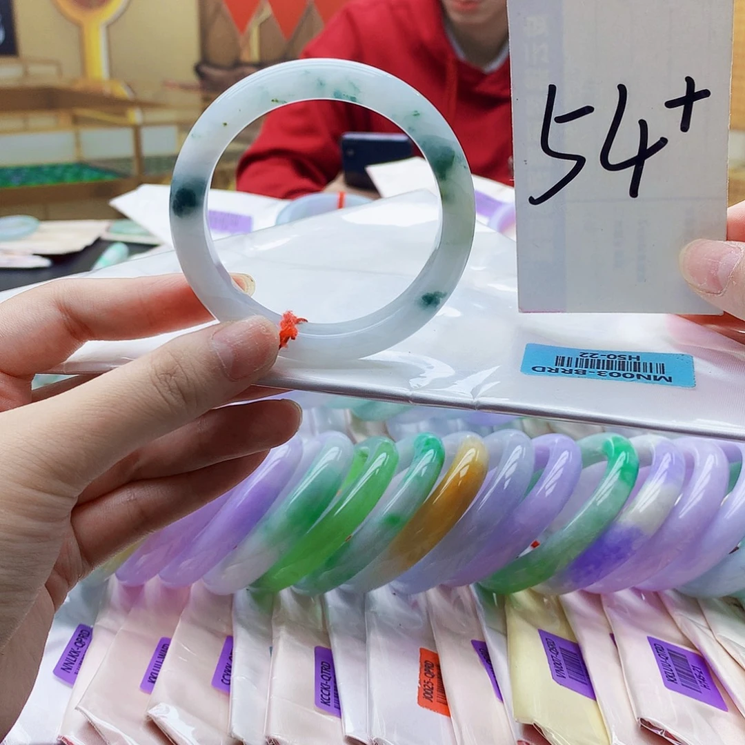 翡翠未镶嵌手镯ii