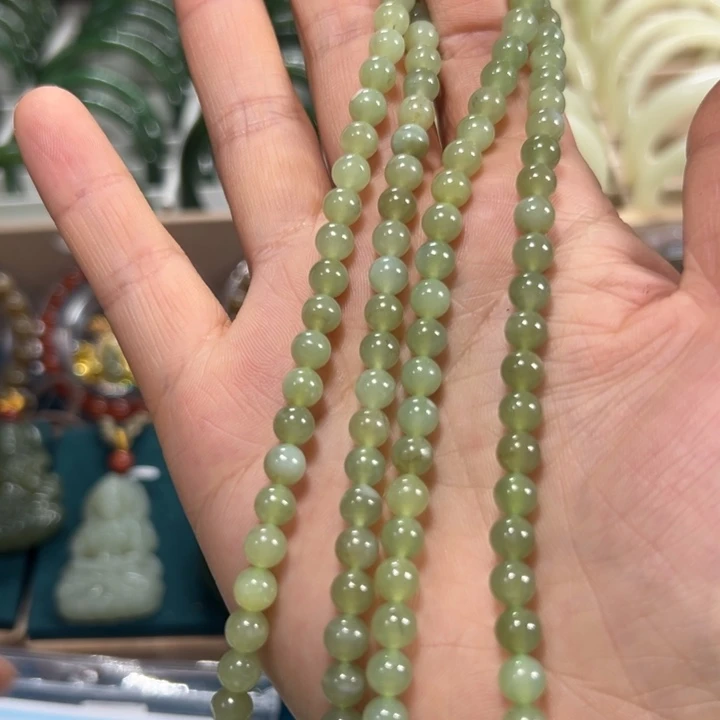 和田玉颈饰未镶嵌108卡6晴水