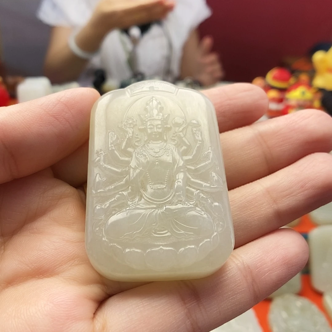 颈饰未镶嵌和田玉独**二
