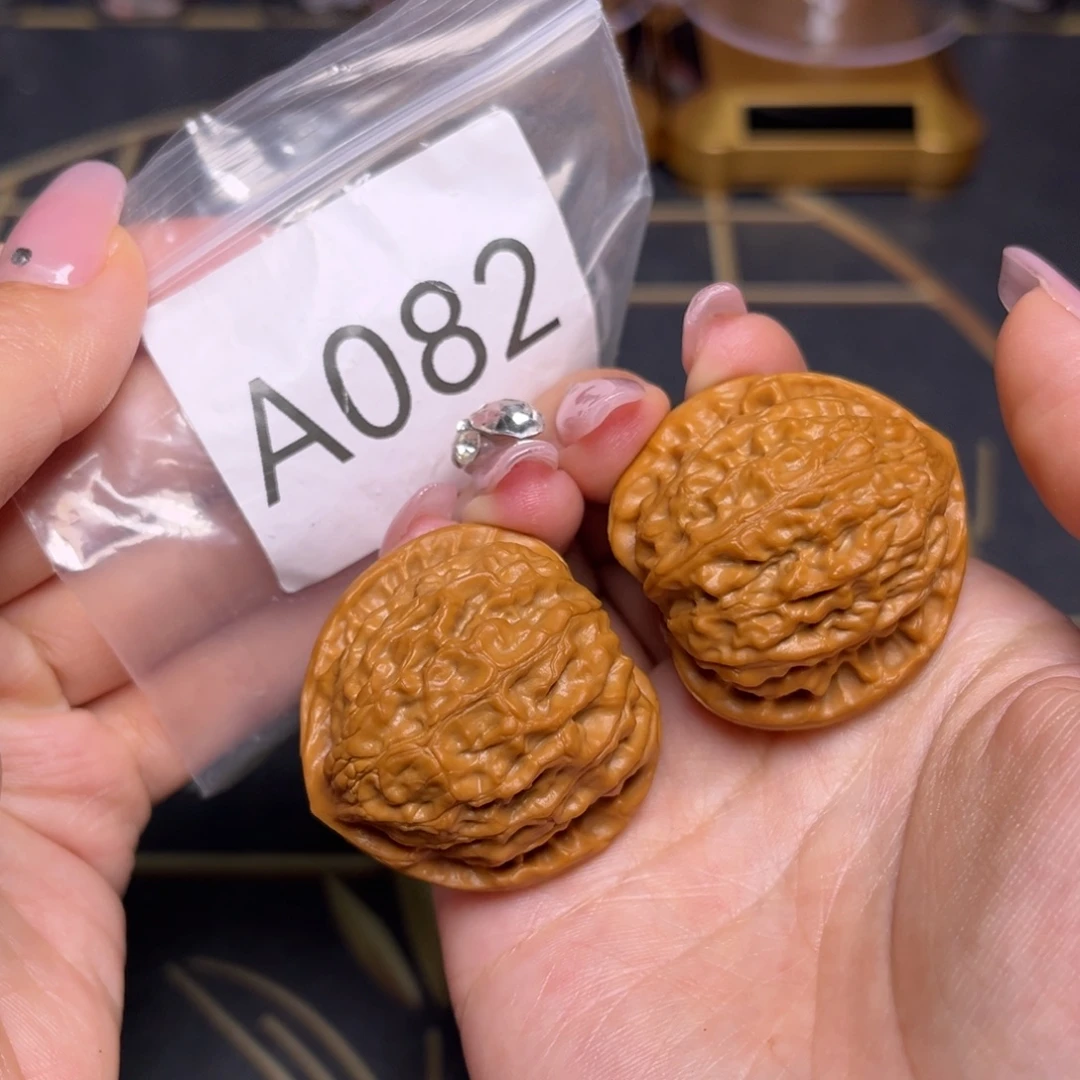 吊坠文玩核桃金牛40