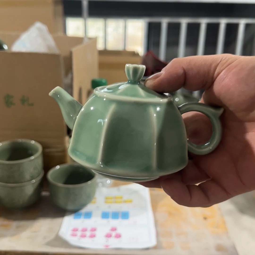 耀州窑青釉壶瑕疵不退换