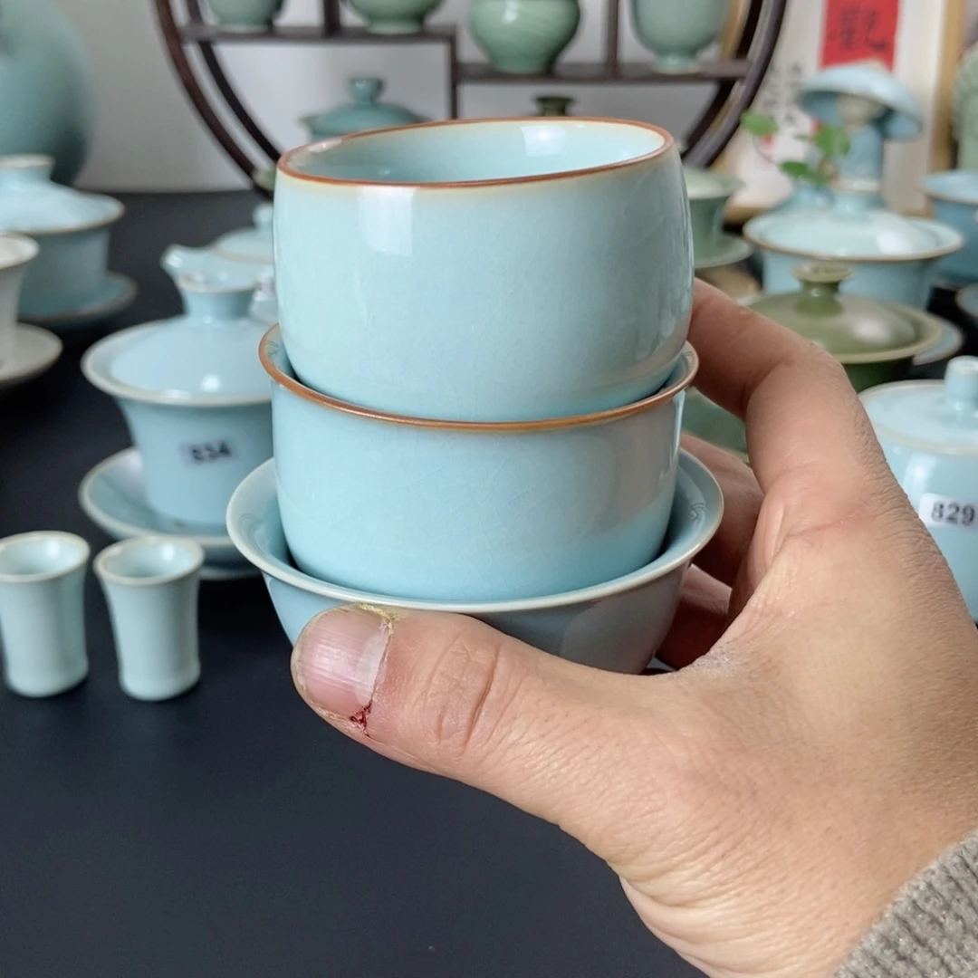 跑****。微瑕压手杯➕罗汉杯➕问青杯天青釉