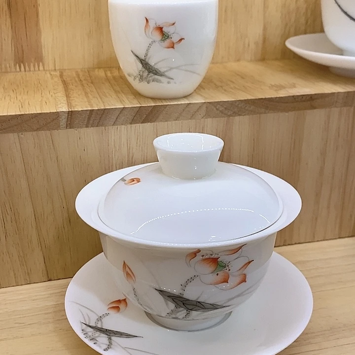 羊脂白玉杯茶杯盖碗