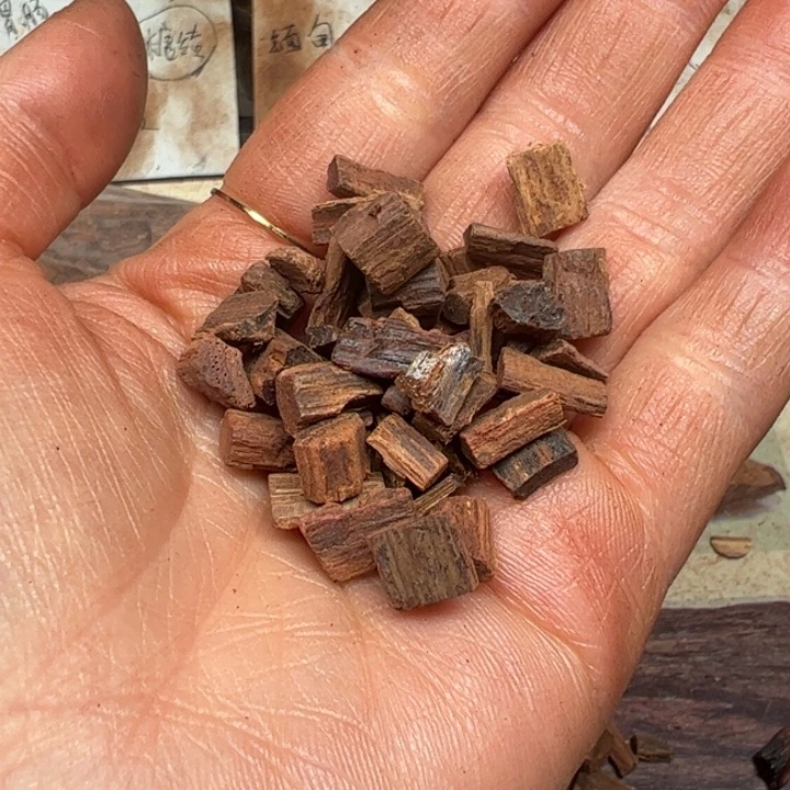 藤类降真香东芝白油颗粒料一斤