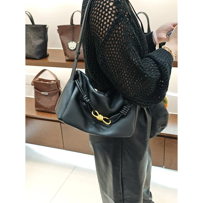 YUSHA/高档黑色全粒面皮蝴蝶结手提包-6612