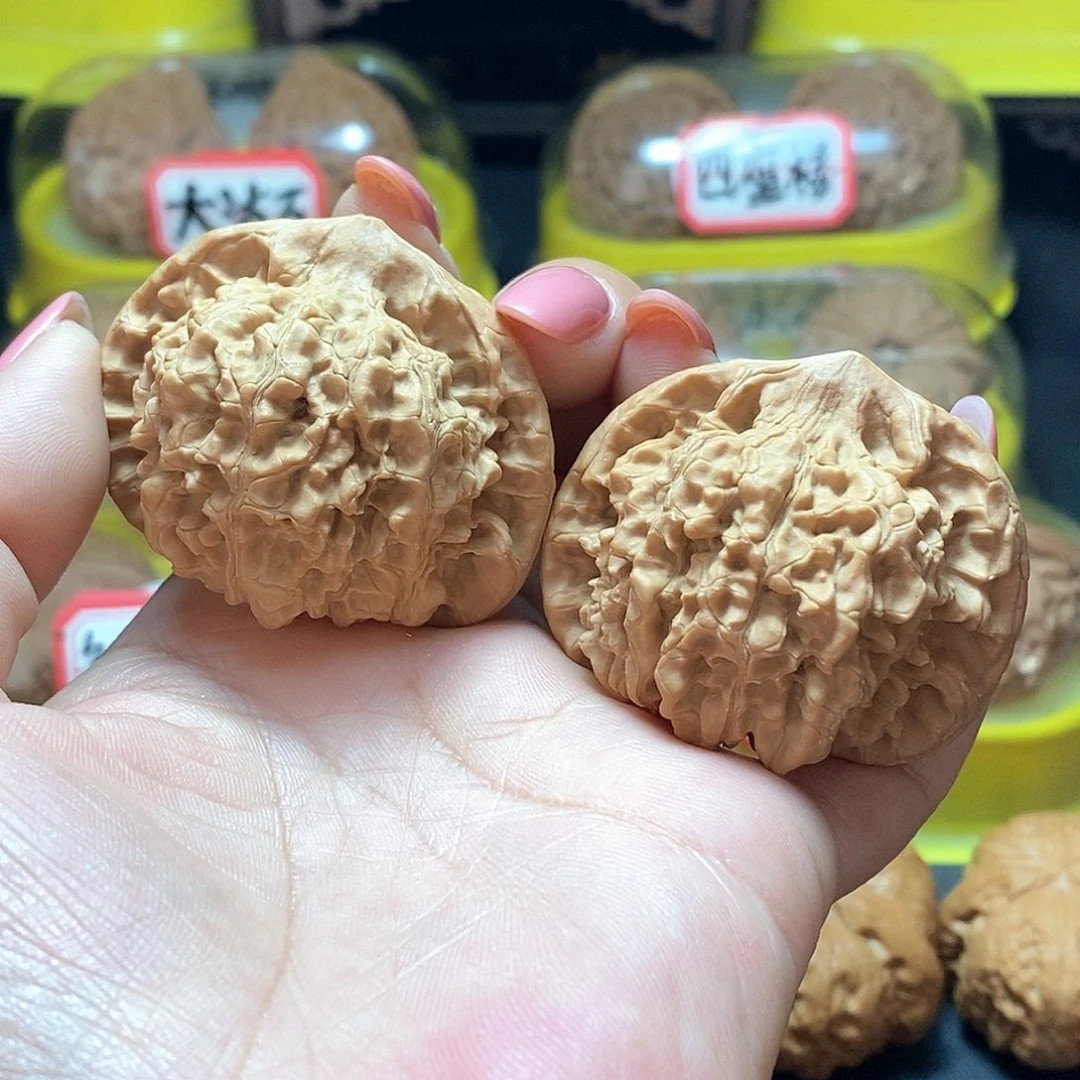 文玩核桃把件M***迪官帽