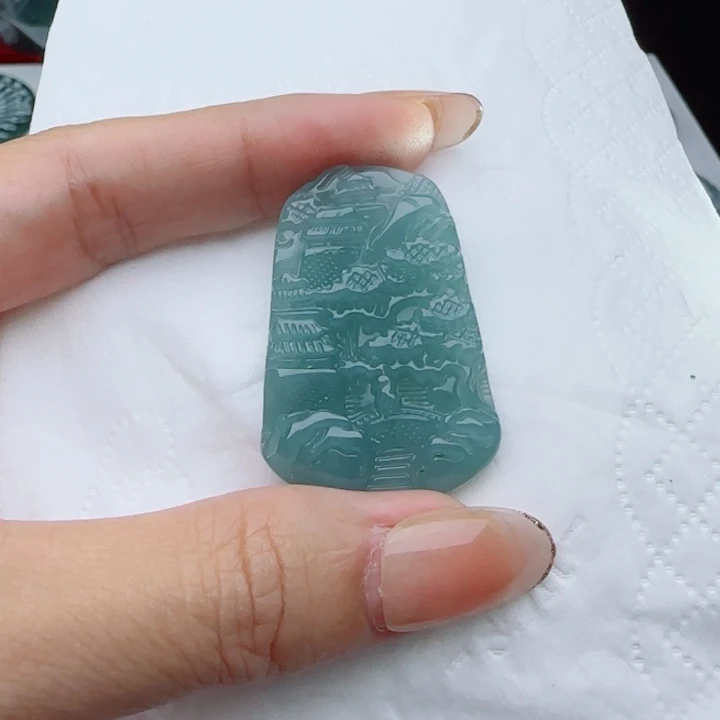 颈饰未镶嵌翡翠多样性发货天然的A货翡翠