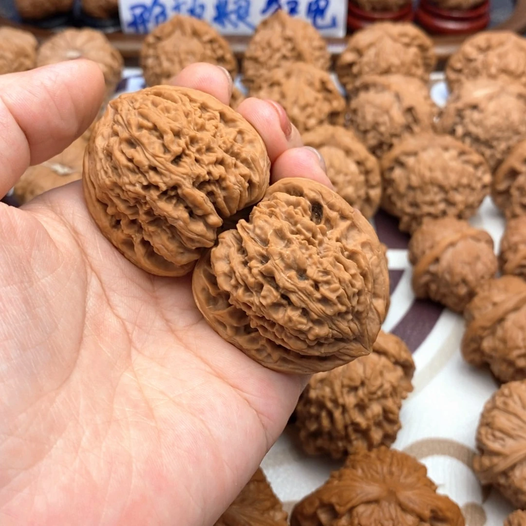 【闪购商品】文玩核桃吊坠42尺南疆石