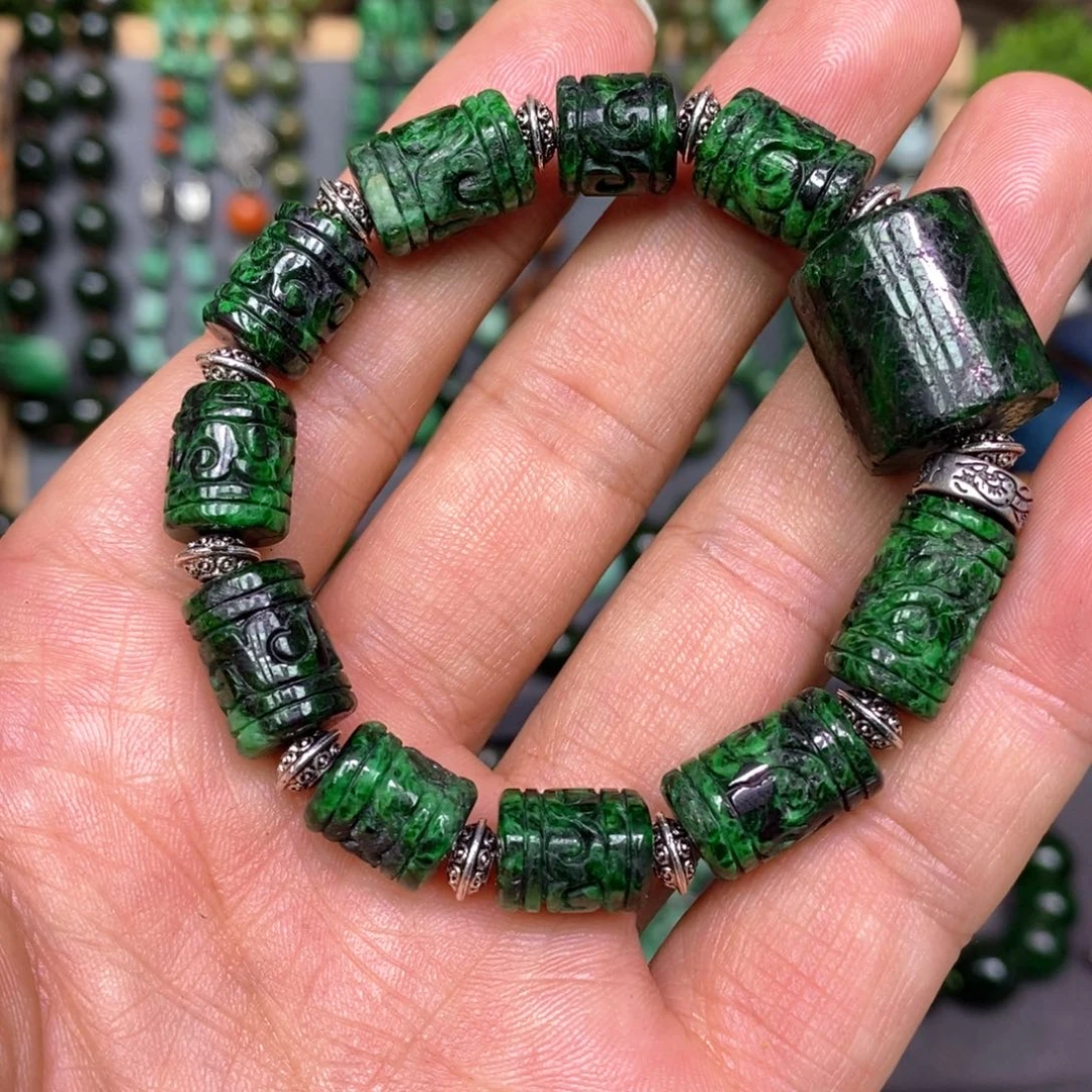 翡翠手链未镶嵌漂亮美眉