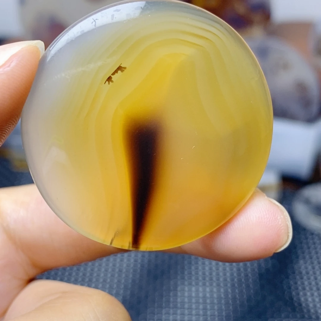 玛瑙/玉髓未镶嵌珠宝奇石