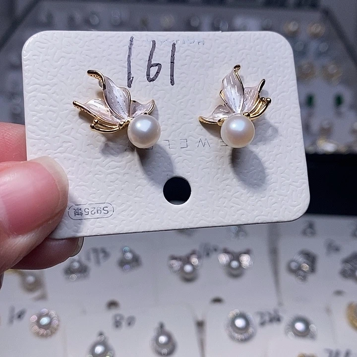 淡水珍珠银S925镶嵌耳饰