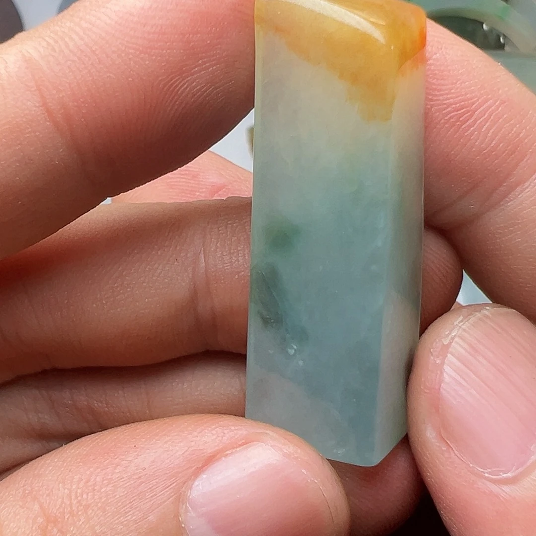 定制翡翠未镶嵌包工