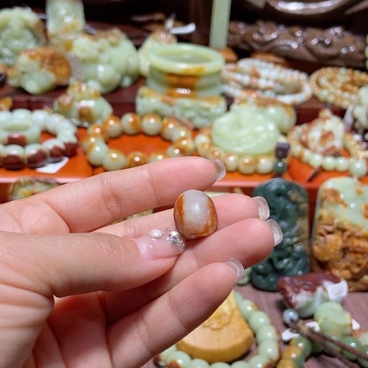 岫岩河磨玉（透闪石质玉）挂件未镶嵌阿*