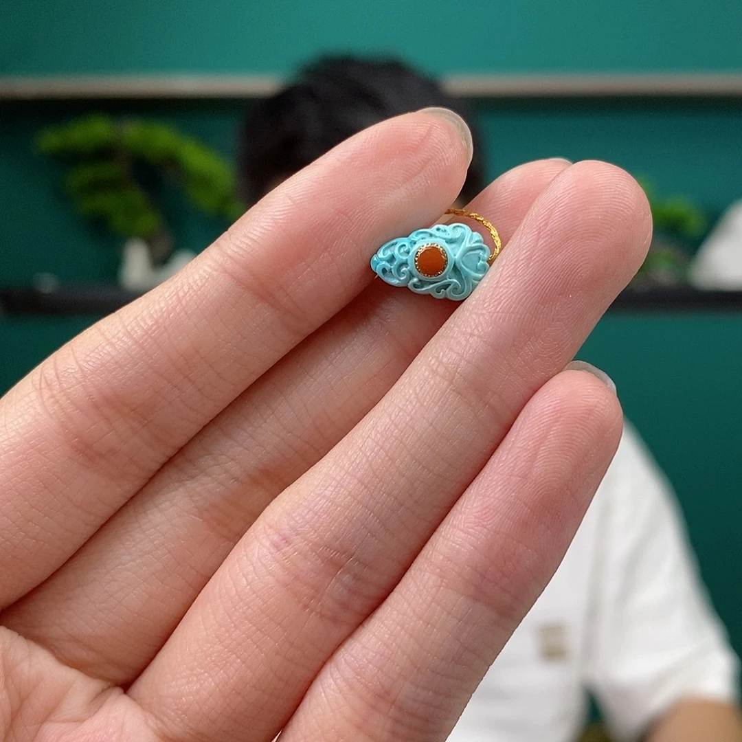 绿松石未镶嵌珠宝奇石