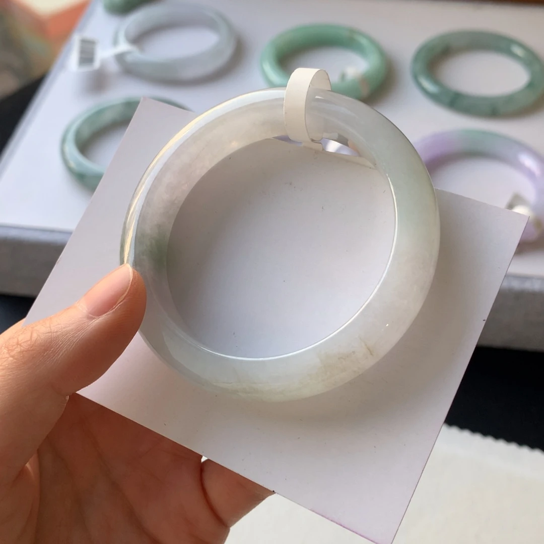 翡翠未镶嵌手镯52.9