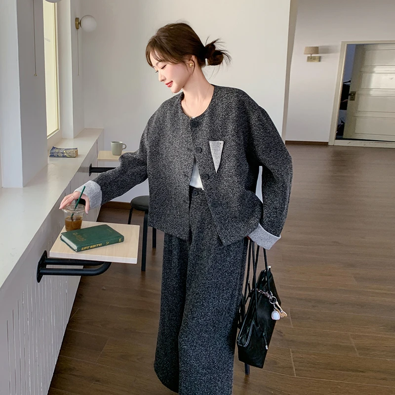 烟灰色小香风套装女春秋2025新款西装两件套流行超火ootd气质