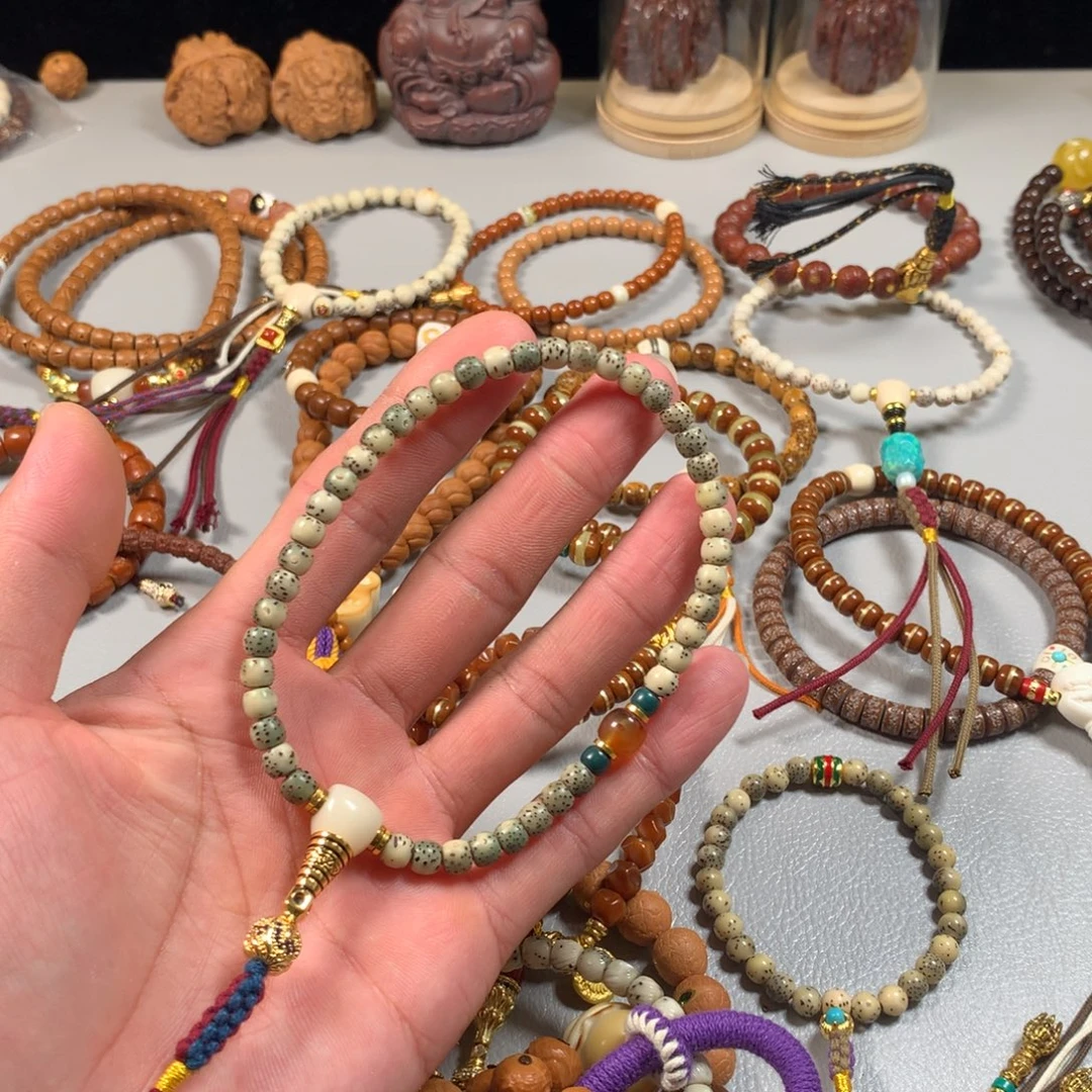 星月菩提吊坠。。。。。。。。。