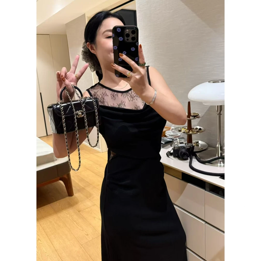 SP小众设计师早秋时尚蕾丝拼接连衣裙弹力羊绒棉秋冬做内搭也超美