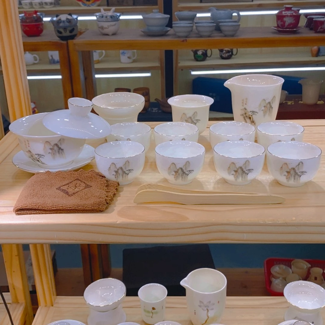 不止中国白羊脂玉瓷