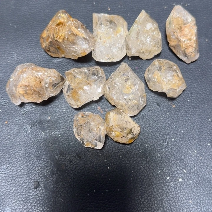 匆****未镶嵌珠宝半成品水晶