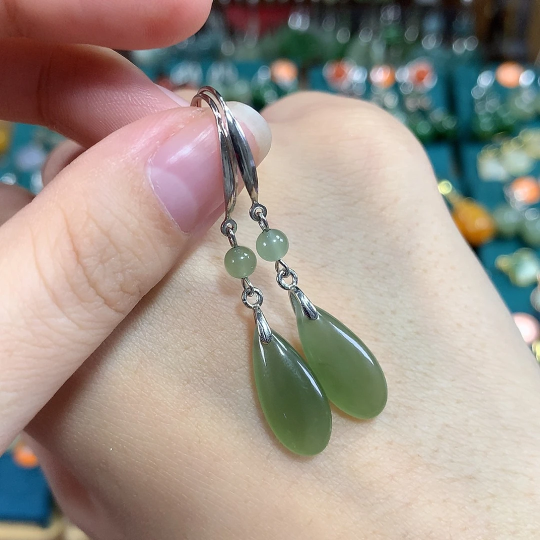 和田玉银S925镶嵌耳饰水滴卡17.5左右