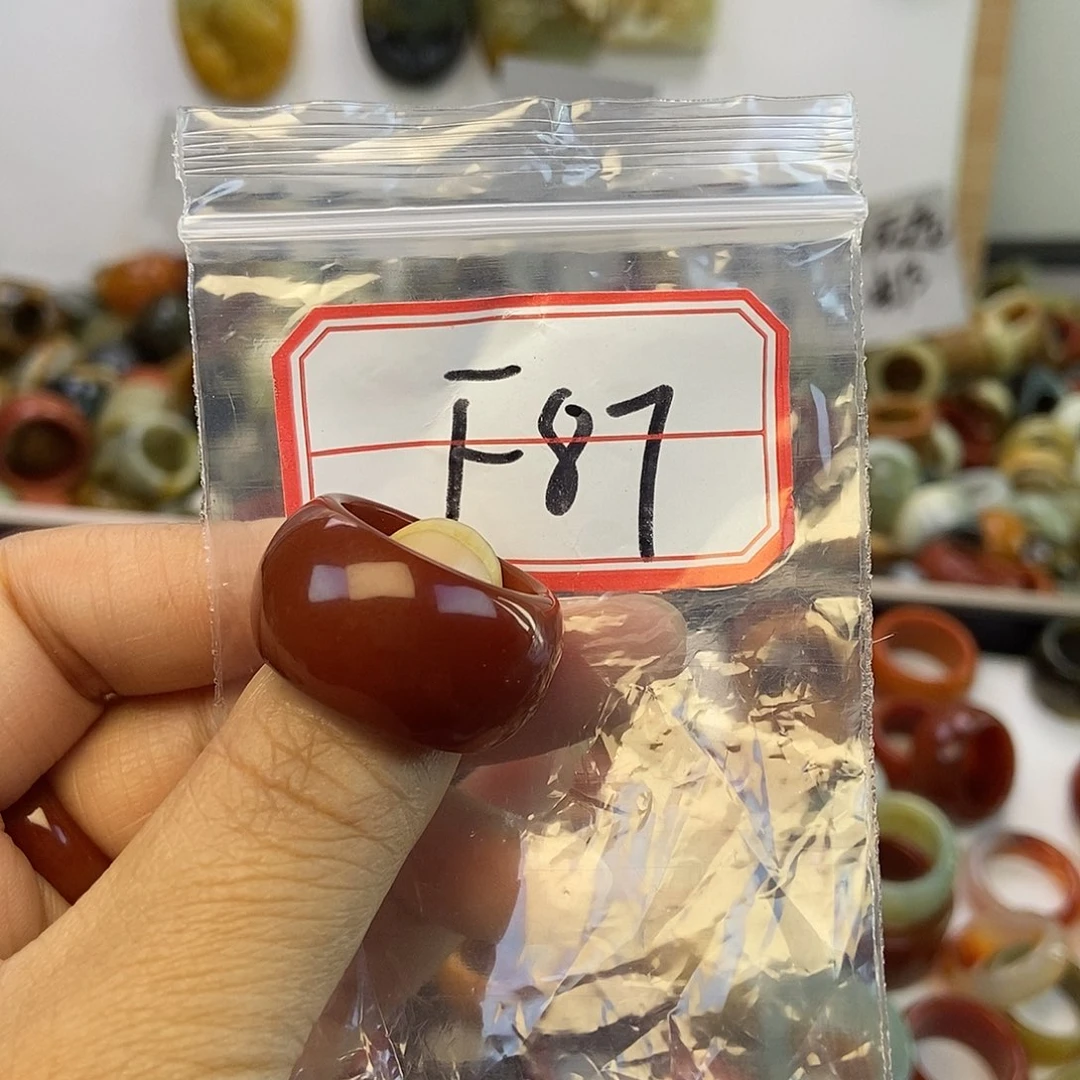 千***金蛇纹石玉未镶嵌戒指