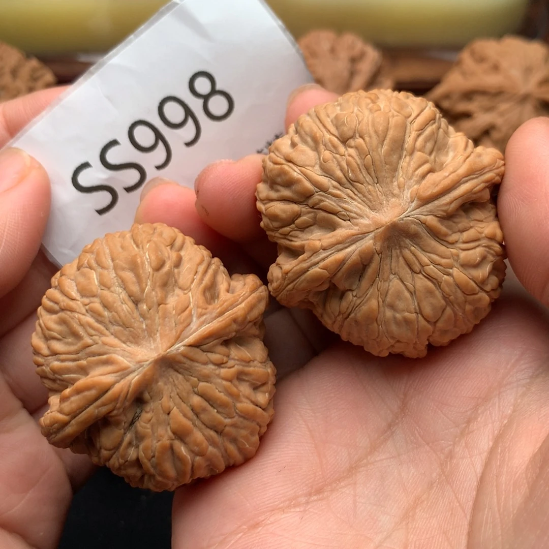 文玩核桃把件全品绣球43