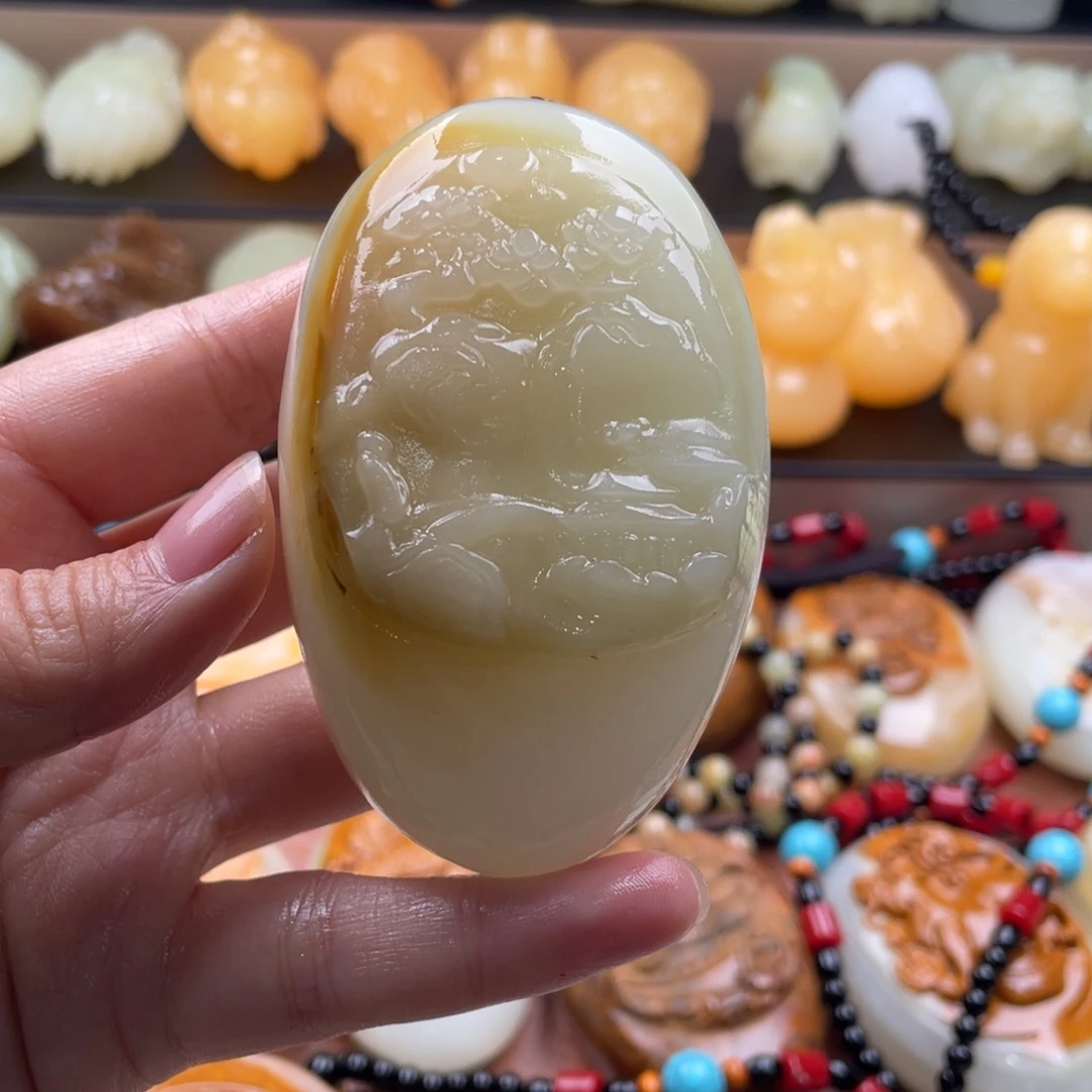 空***钱石材天然古青石手把件