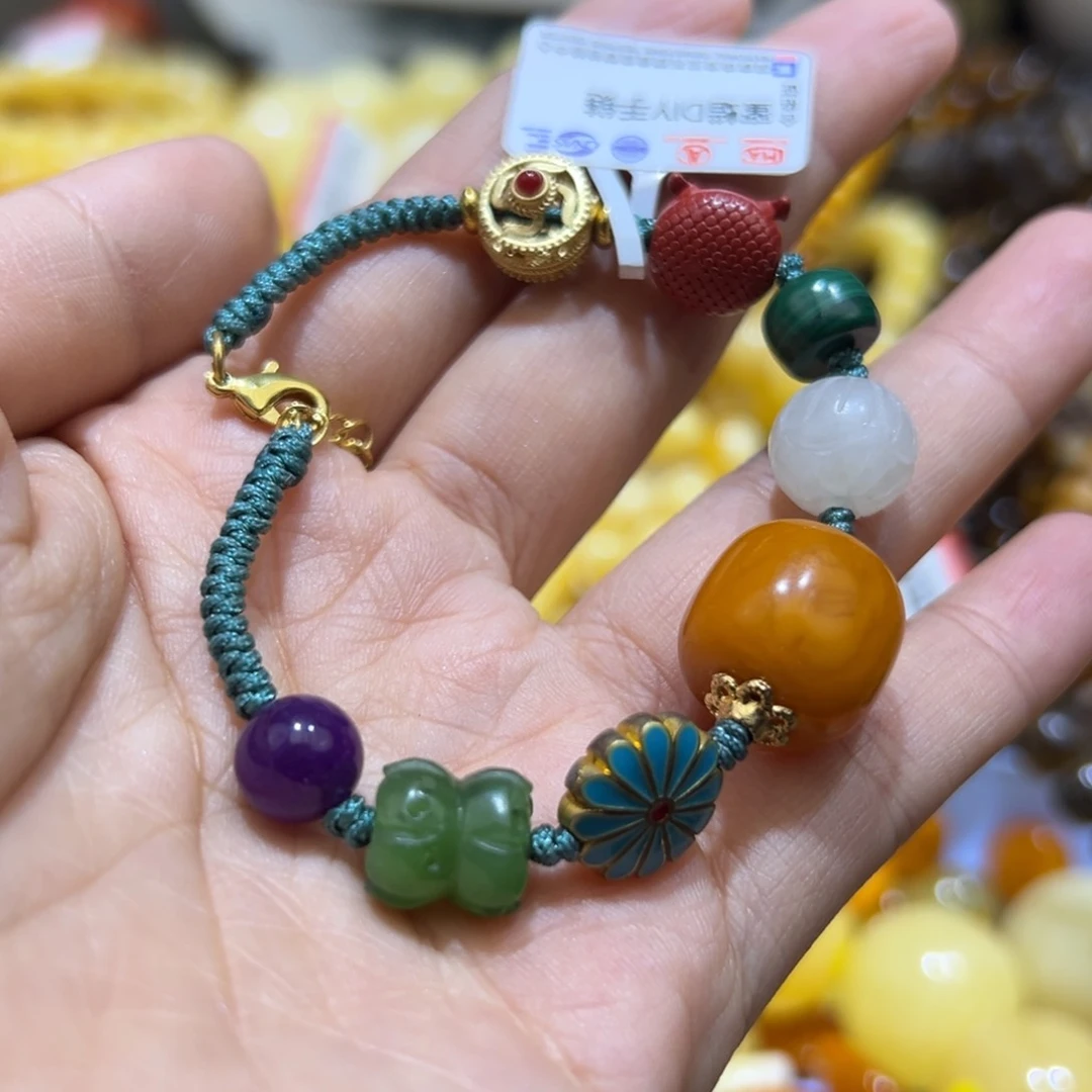 琥珀珠宝奇石未镶嵌