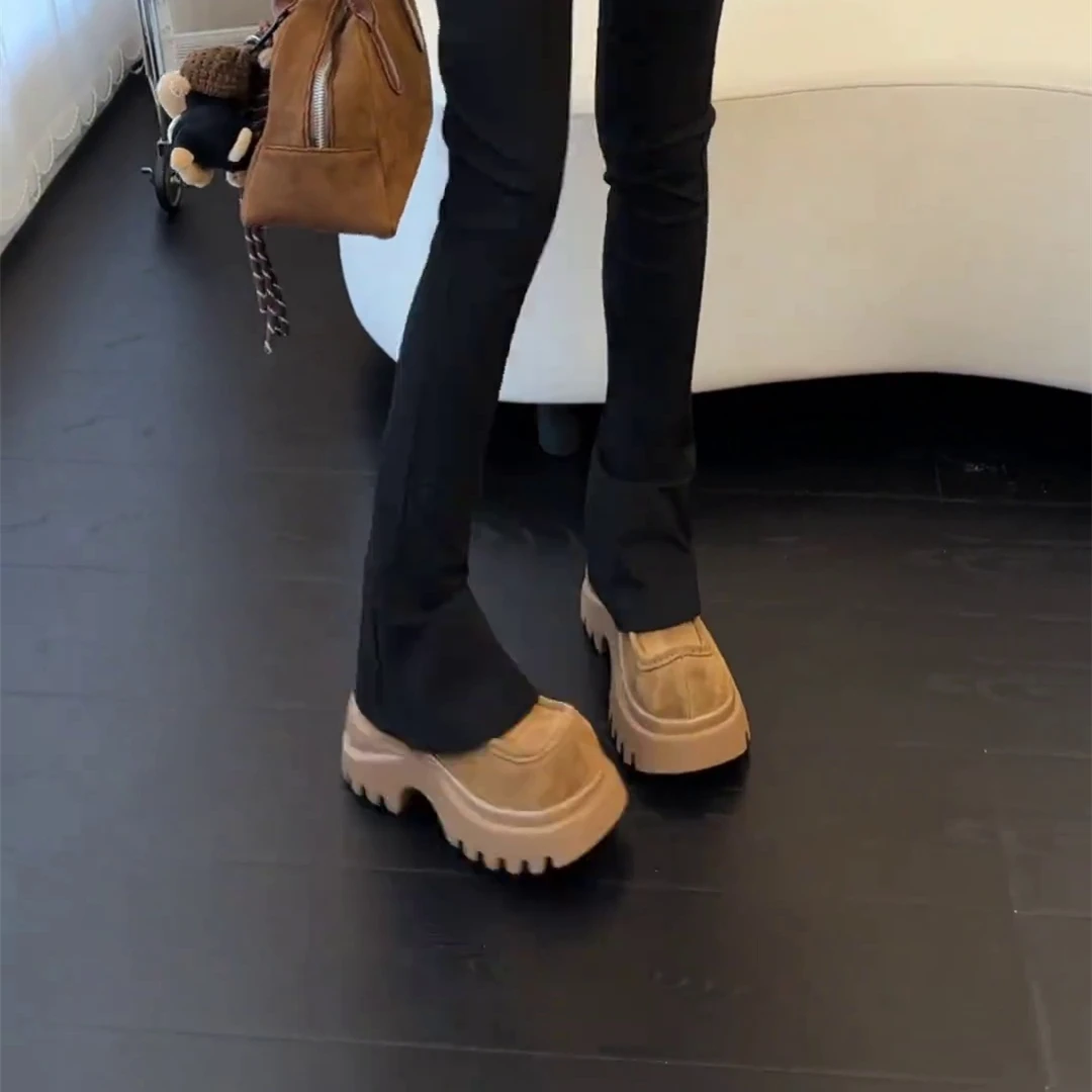 欧货厚底马丁靴女2025秋季新款时尚百搭休闲磨砂皮松糕短靴时装靴