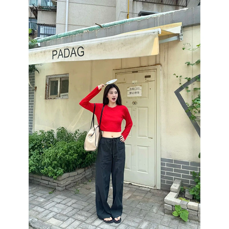 秋季款网红小众穿搭显瘦修身圆领长袖上衣休闲宽松百搭直筒长裤女