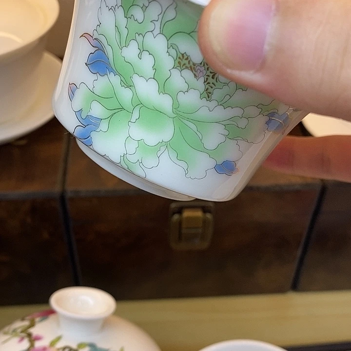 盖碗盖碗茶，盖碗茶