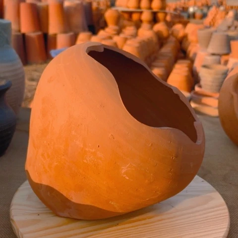 红陶口18六角星卧盆微瑕