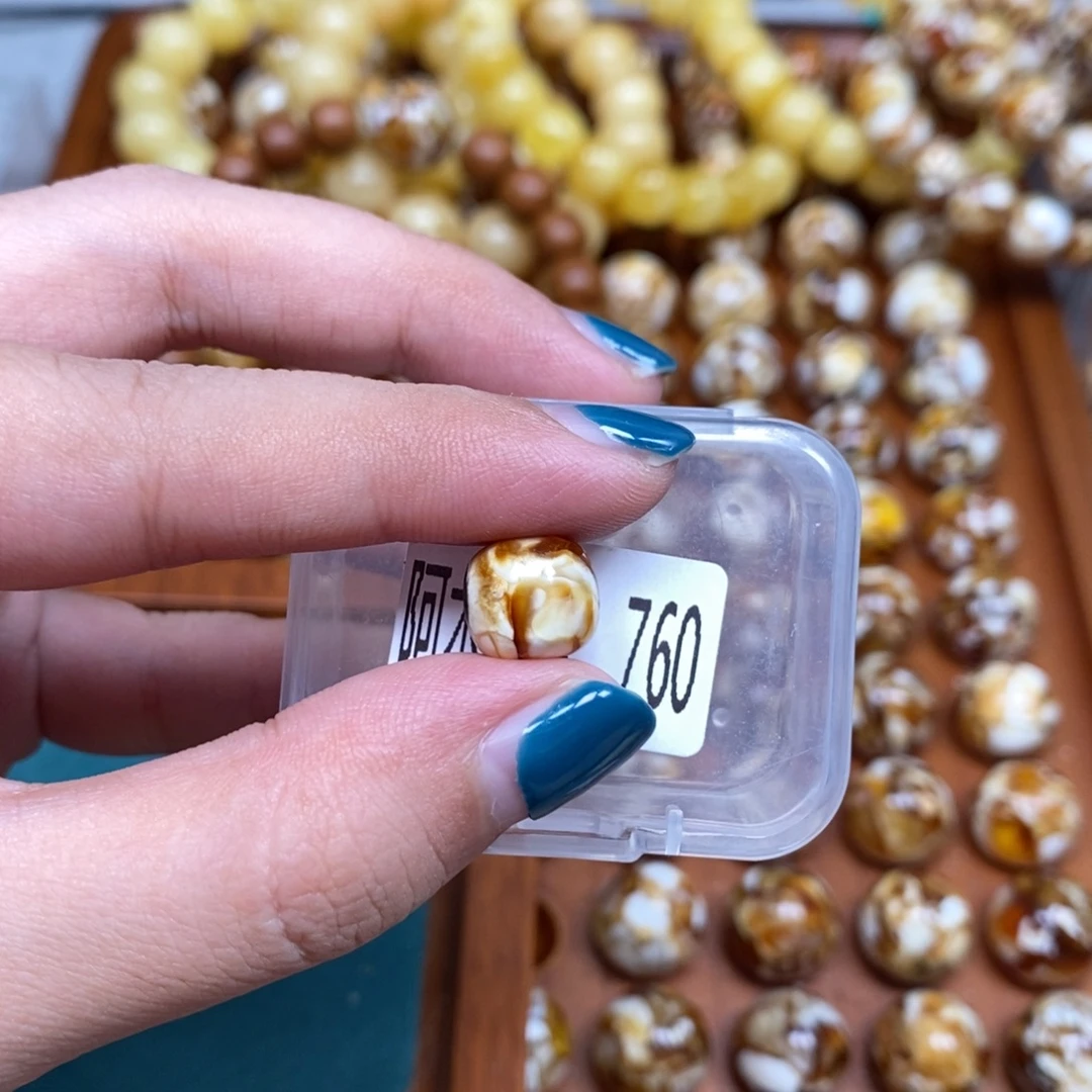 把件猴头核桃沁色圆珠老型760