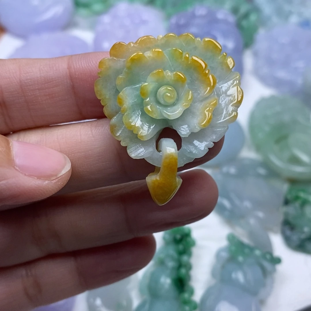 颈饰未镶嵌翡翠翡翠