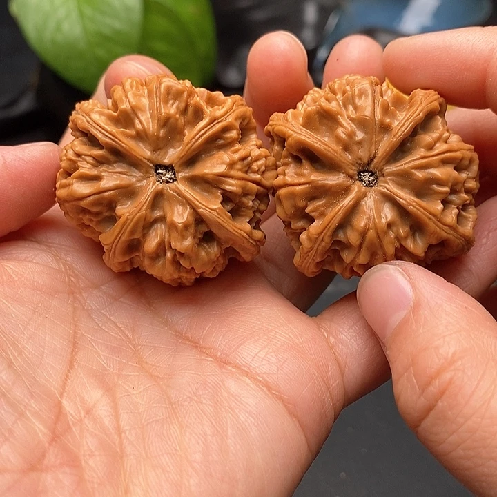 把件文玩核桃四棱