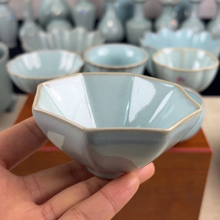 瓷杯子天青釉八方杯微瑕