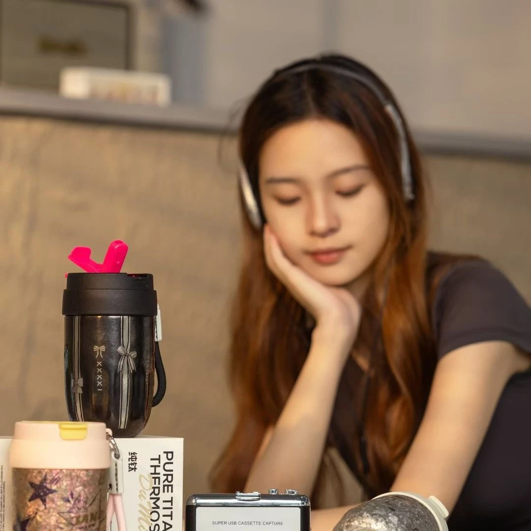TIANQI/天沏内外双层纯钛吸管保温杯大容量便携咖啡杯学生
